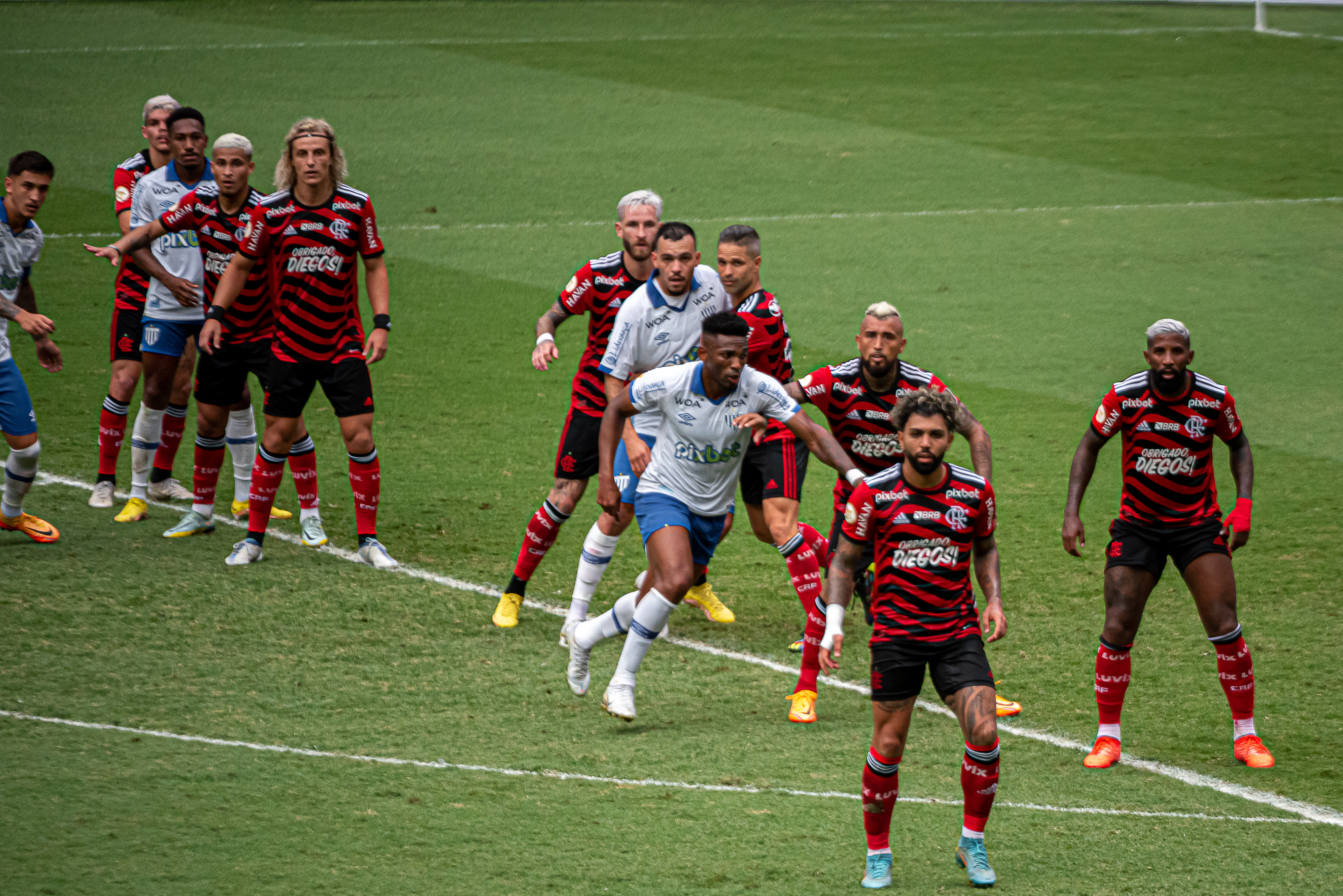 FLAMENGO PERDE EM CASA DE VIRADA POR 2 A 1