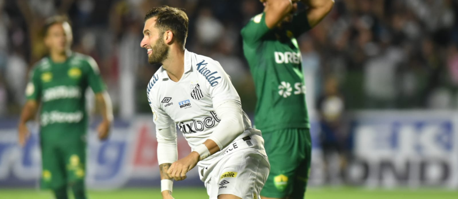 SANTOS VENCE NA VILA POR 4 A 1