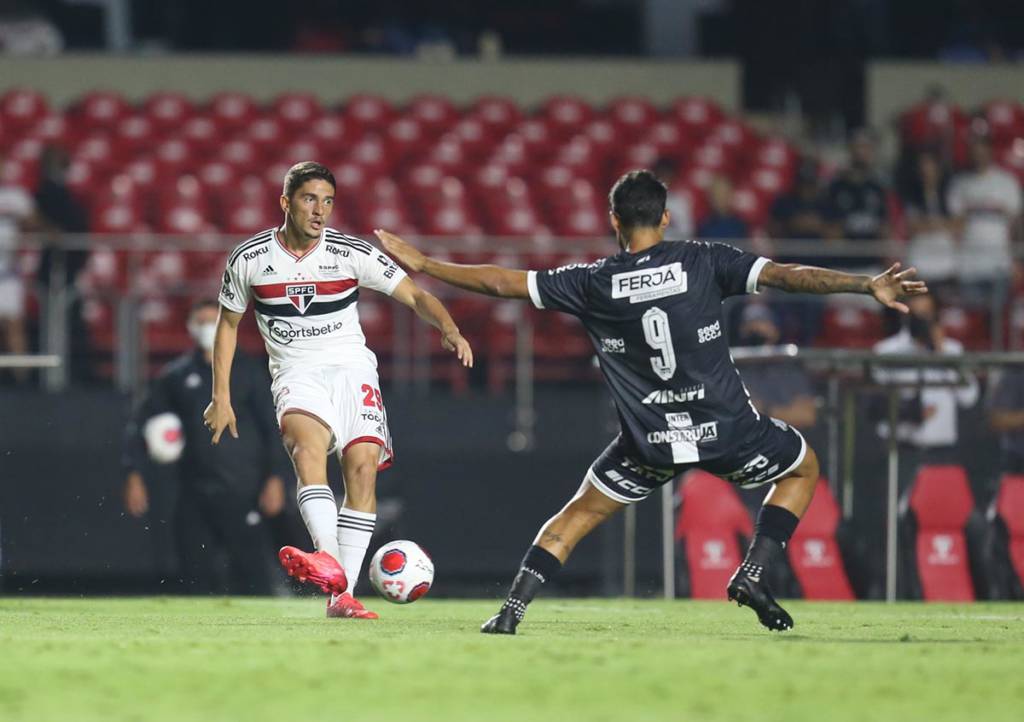 SP FICA NO 0 A 0 NO MORUMBI