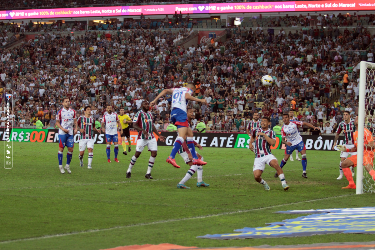 FLUMINENSE VENCE O FORTALEZA POR 2 A 1