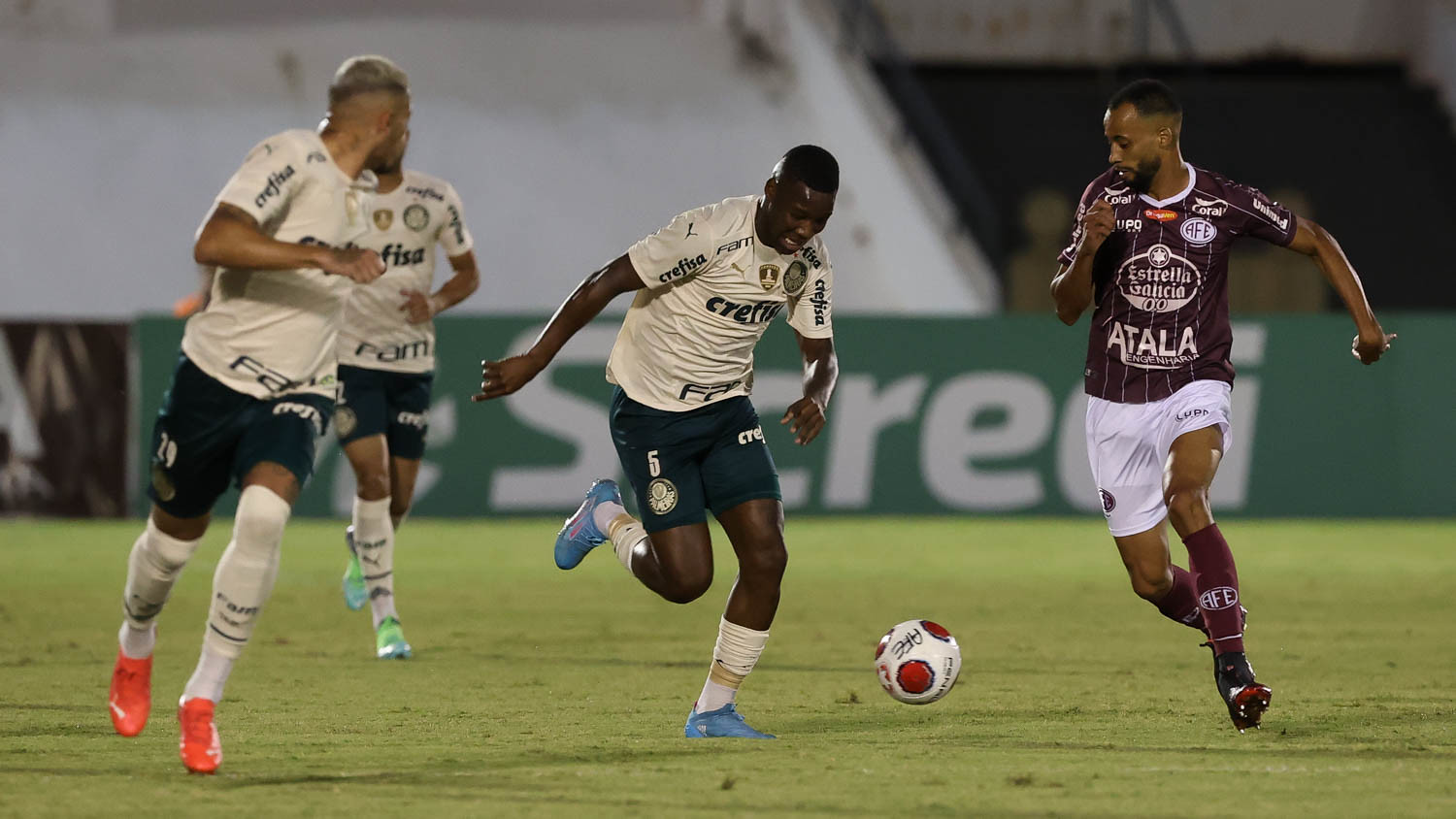 PALMEIRAS VENCE POR 2 A 0!