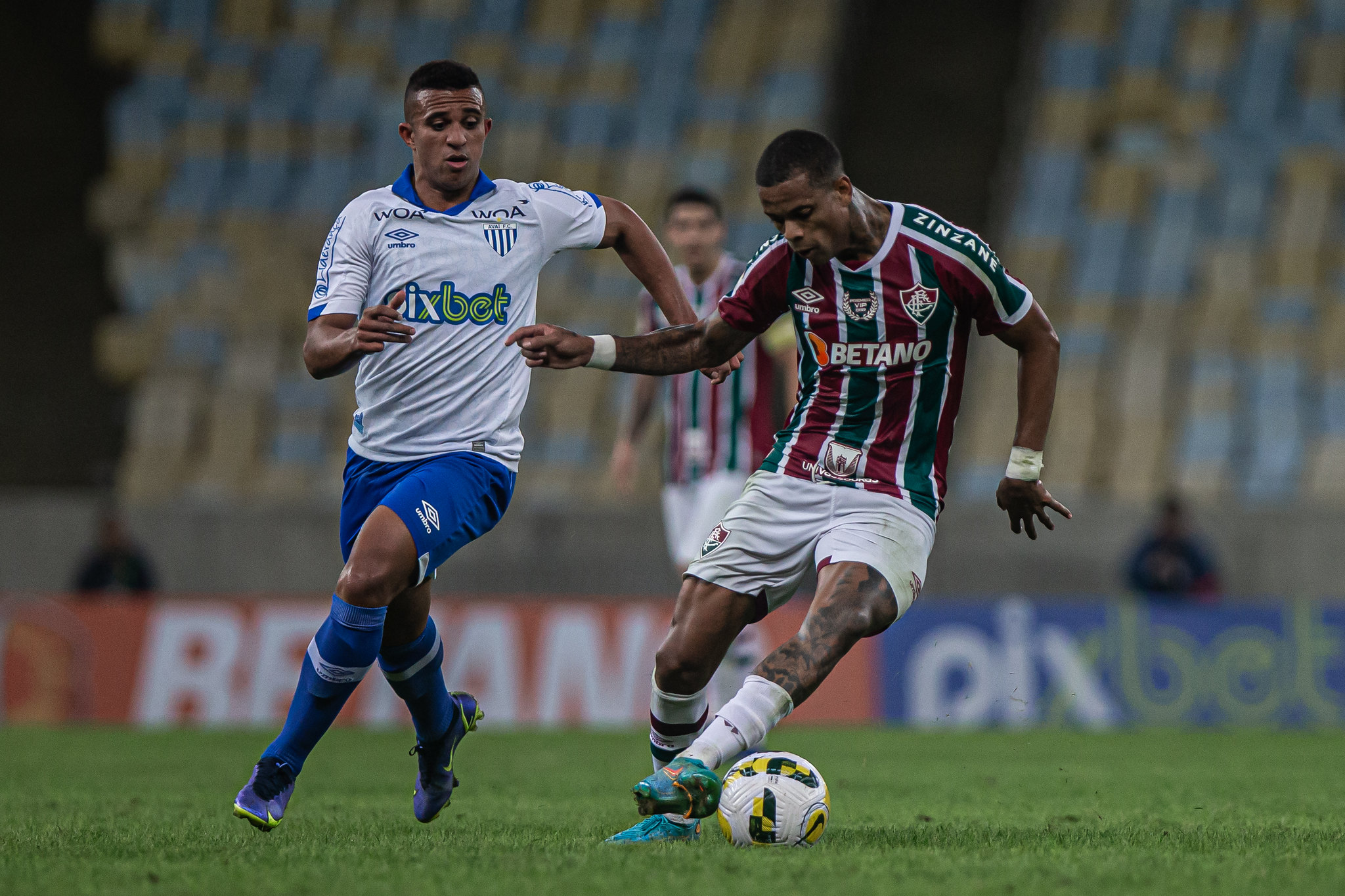 FLU VENCE POR 1 A 0 NO RIO