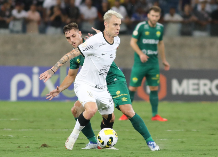 CORINTHIANS PERDE NA ARENA PANTANAL