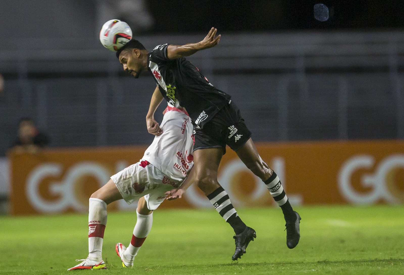 VASCO FICA NO 1 A 1 COM CRB