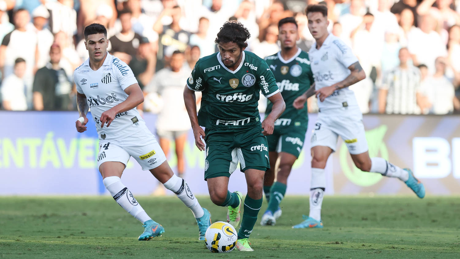 PALMEIRAS VENCE O SANTOS POR 1 A 0 NA VILA