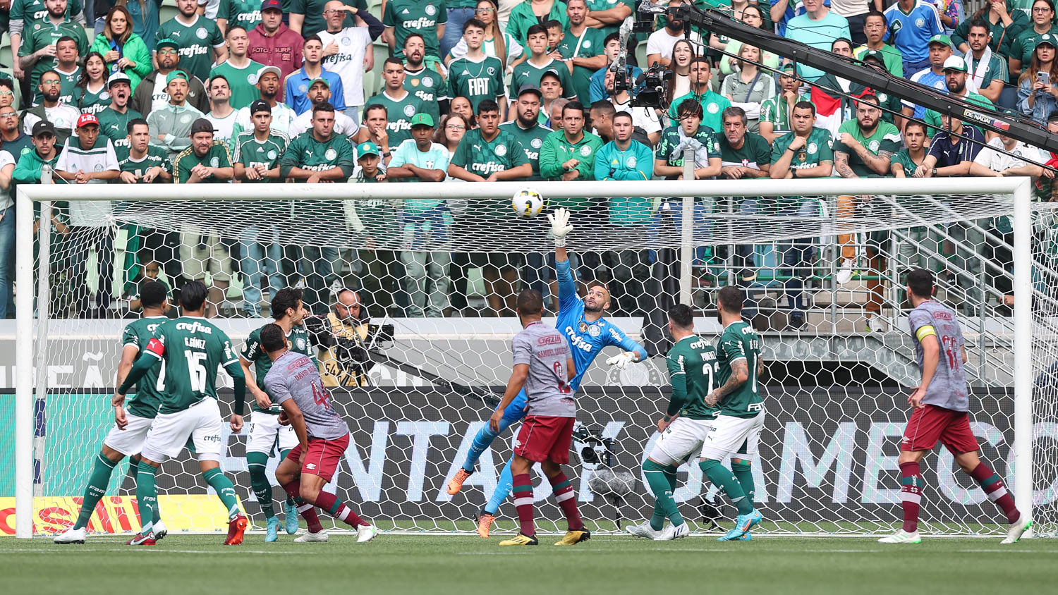 PALMEIRAS E FLU FICAM NO 1 A 1