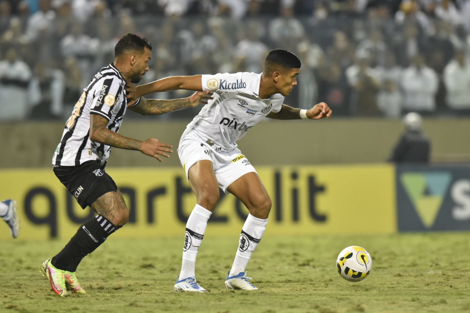 SANTOS FICA NO 0 A 0