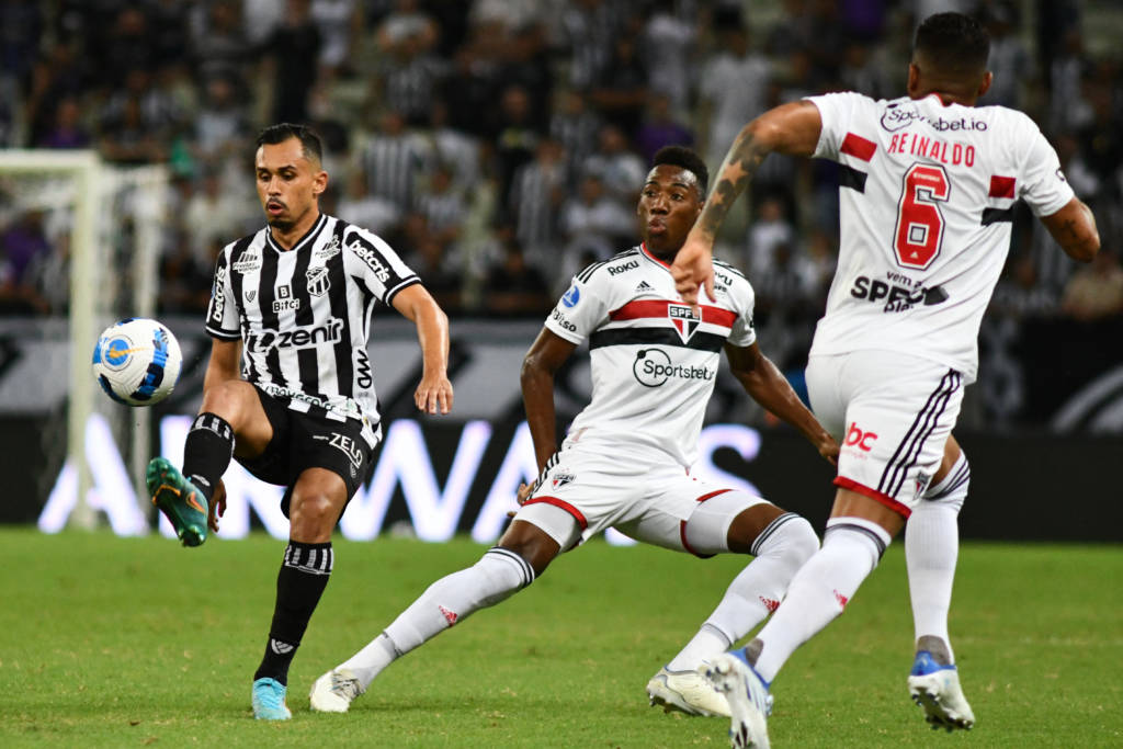 SÃO PAULO CLASSIFICADO NA SUL-AMERICANA