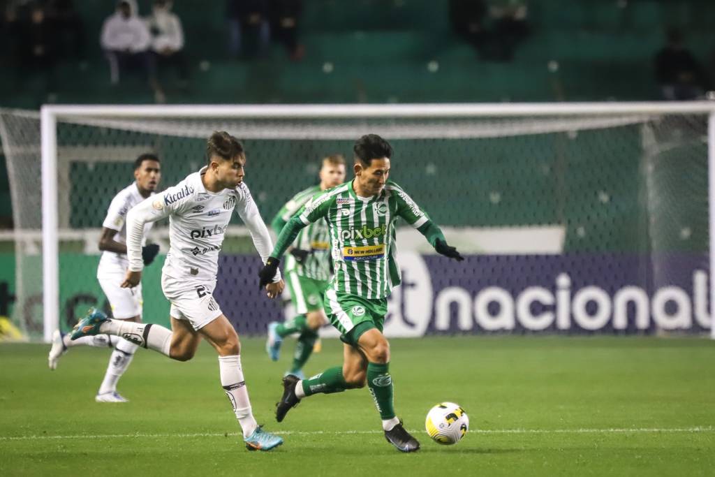 SANTOS VENCE O JUVENTUDE DE VIRADA POR 2 A 1